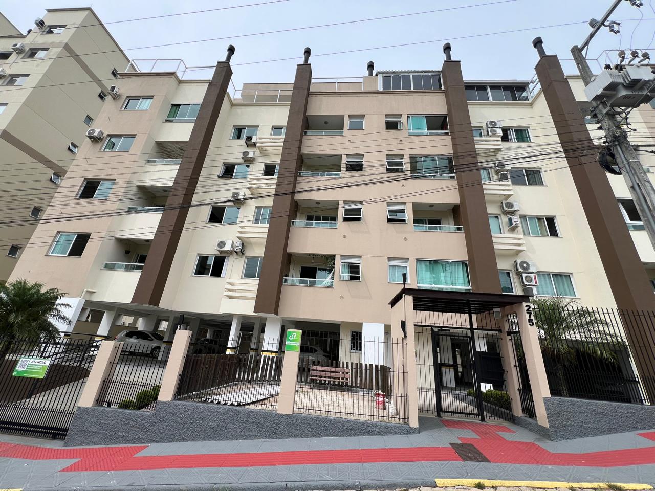 Apartamento de 2 dormitórios na Pedra Branca