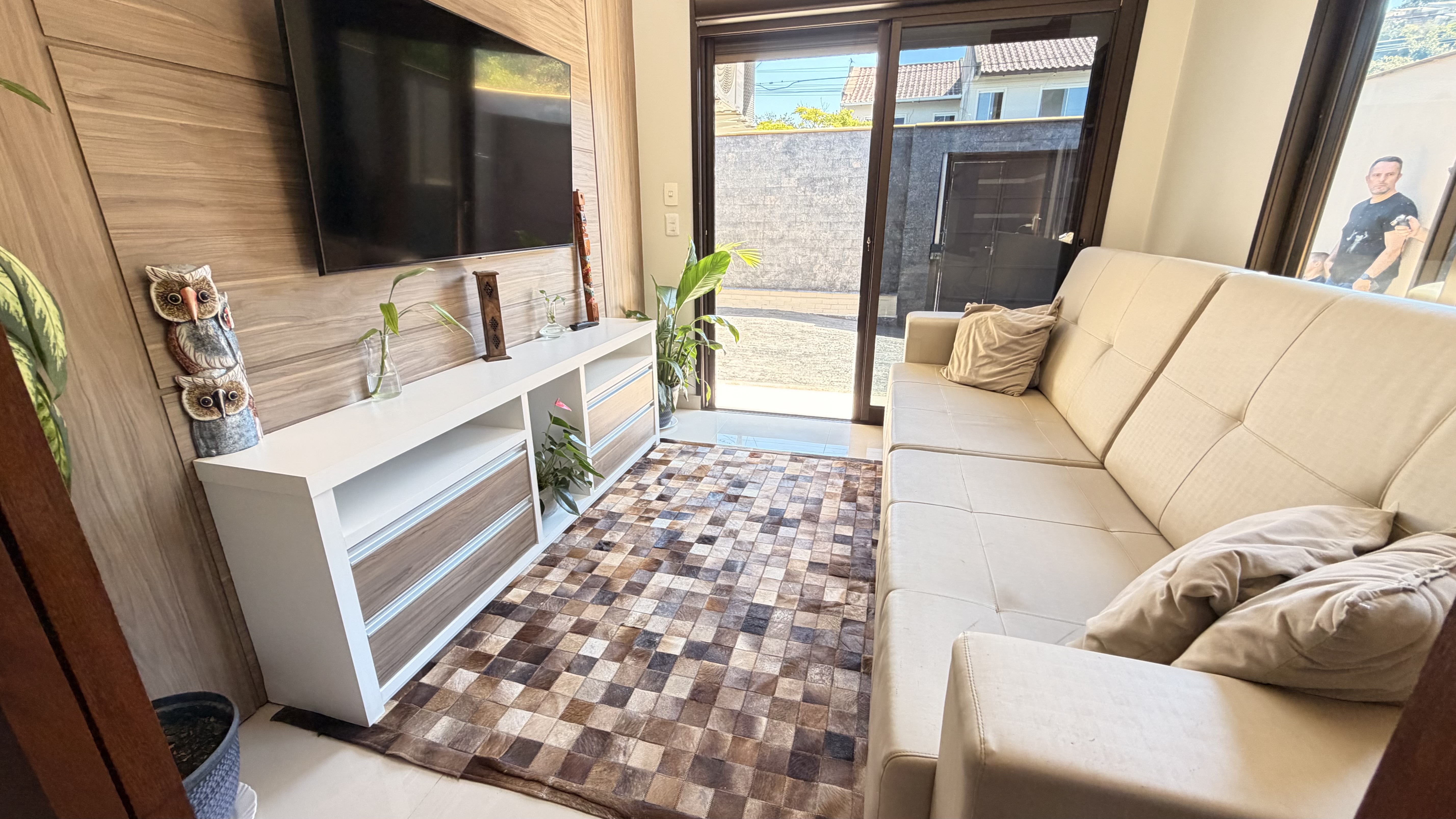 Casa 3 dormitórios - Bairro Madri